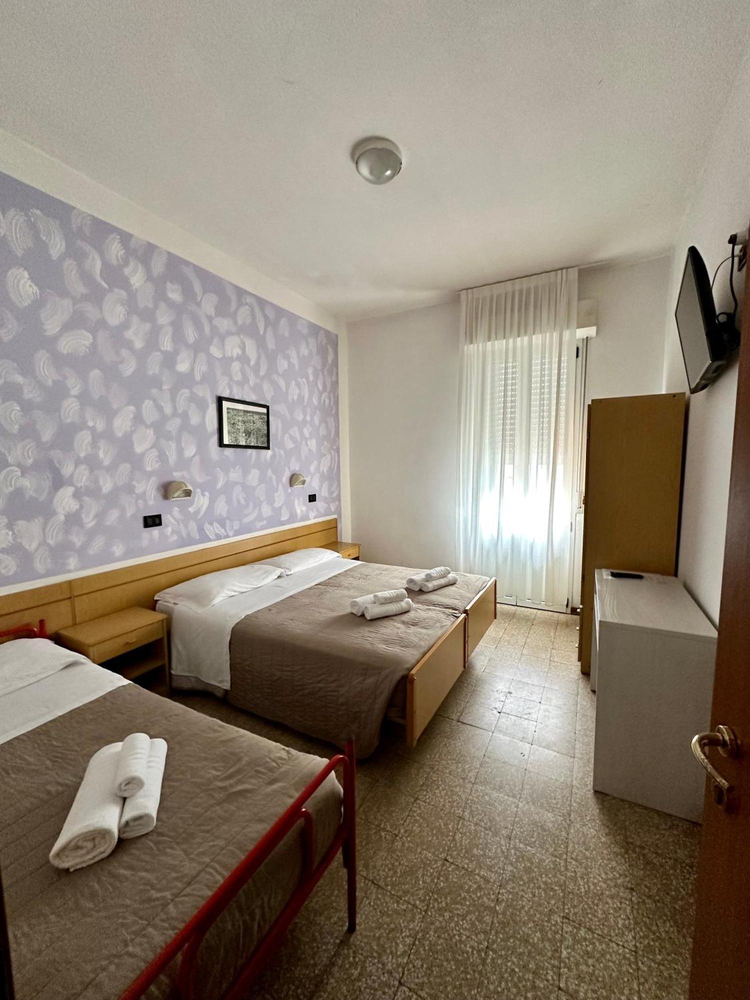 Hotel Enna 리미니 외부 사진